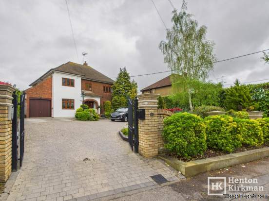 5 bedroom Detached for sale in Billericay