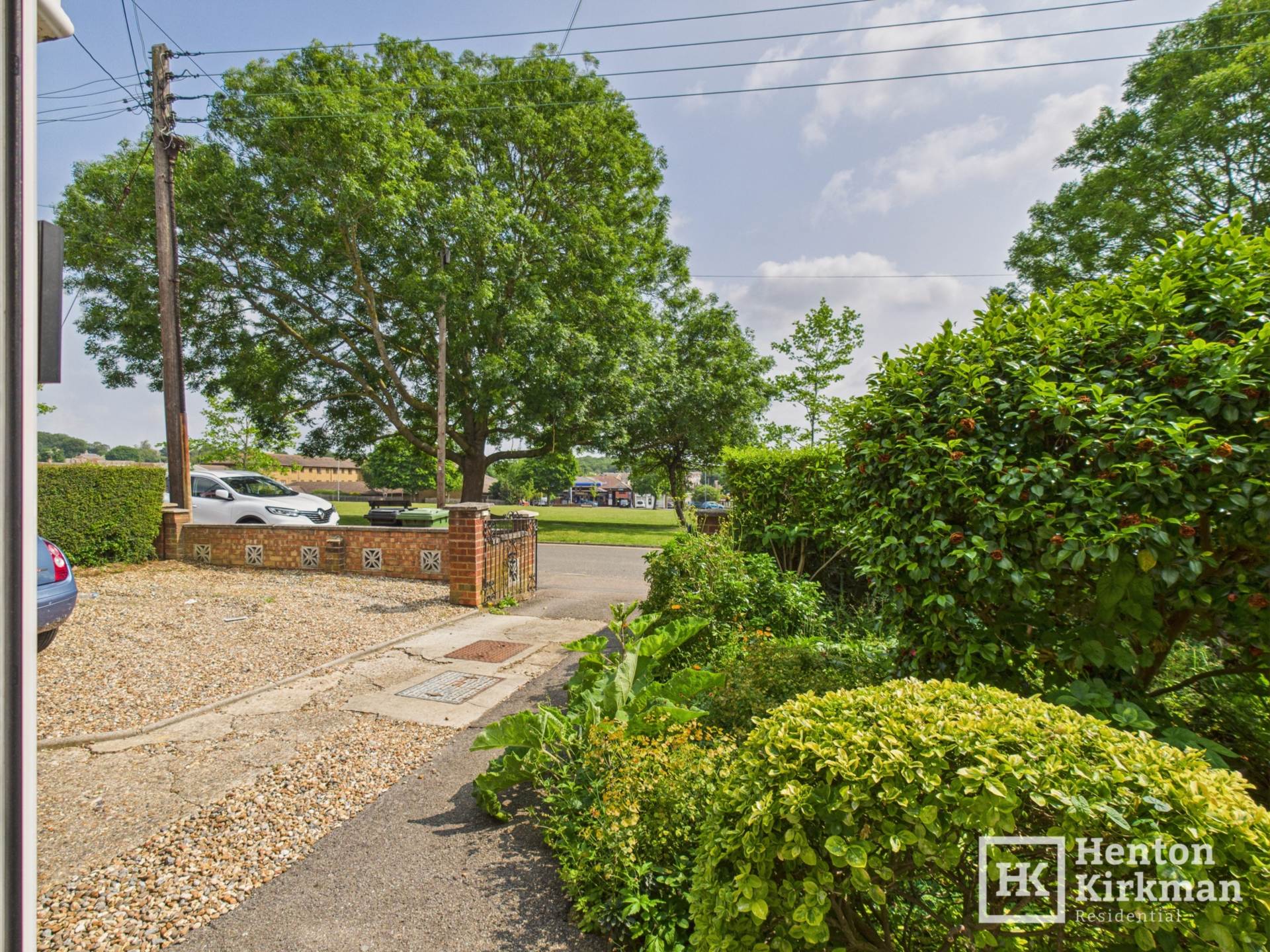 Additional Property Image 3 bedroom Semi Detached for sale in Billericay 2