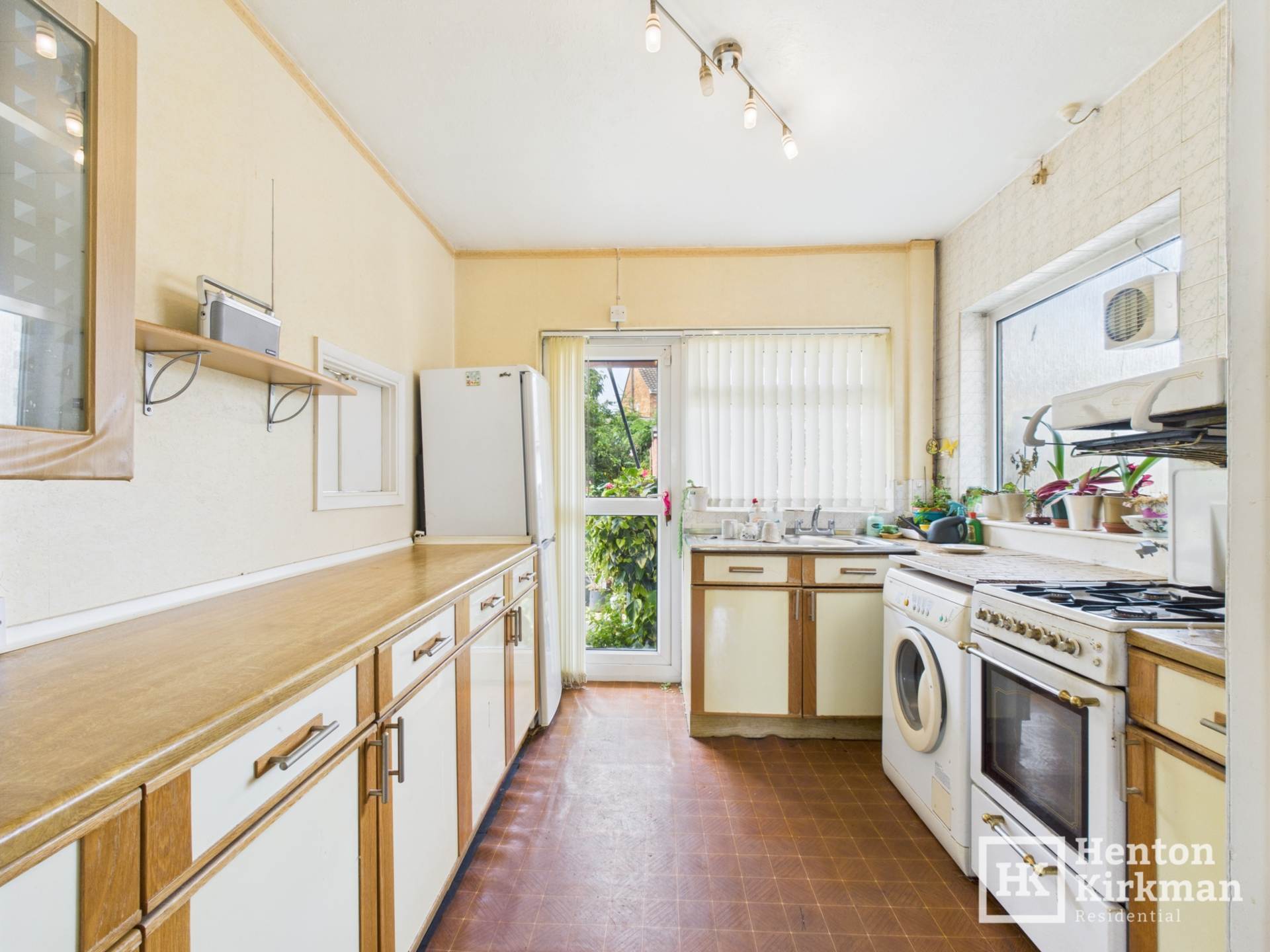 Additional Property Image 3 bedroom Semi Detached for sale in Billericay 11