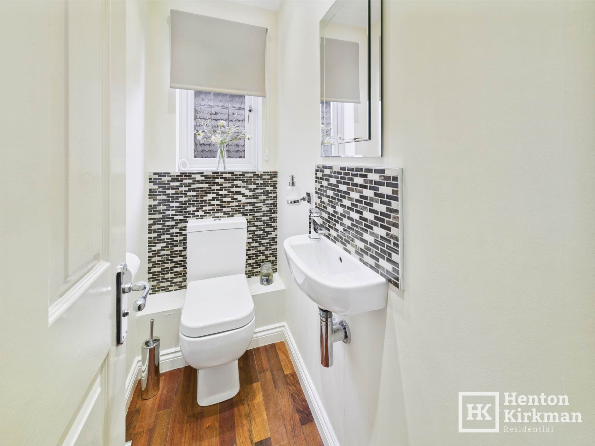 Additional Property Image 4 bedroom Detached for sale in Basildon 10