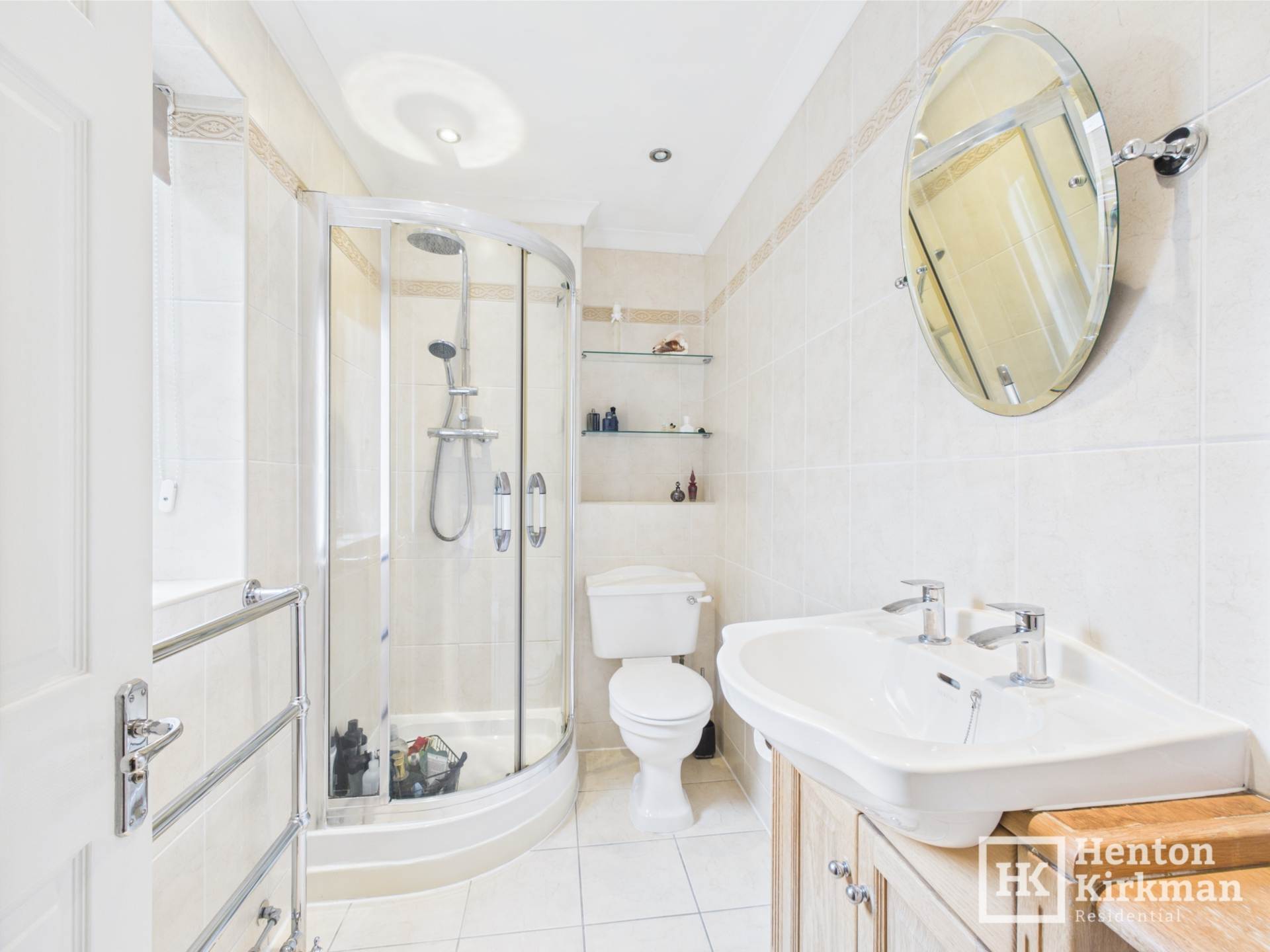 Additional Property Image 4 bedroom Detached for sale in Basildon 14