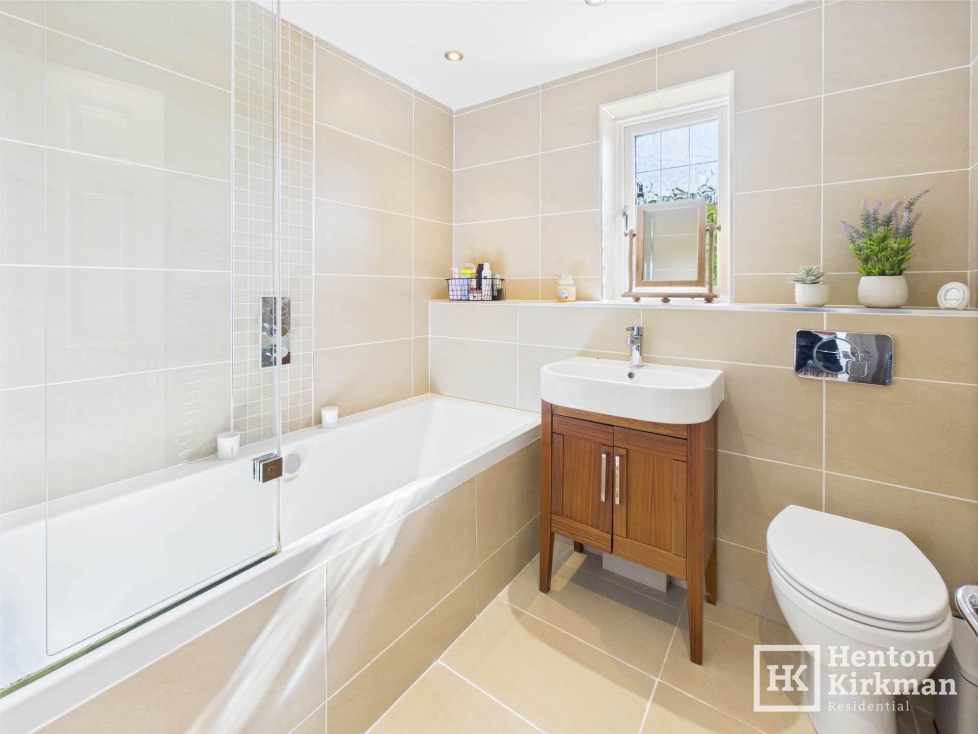 Additional Property Image 4 bedroom Detached for sale in Basildon 19