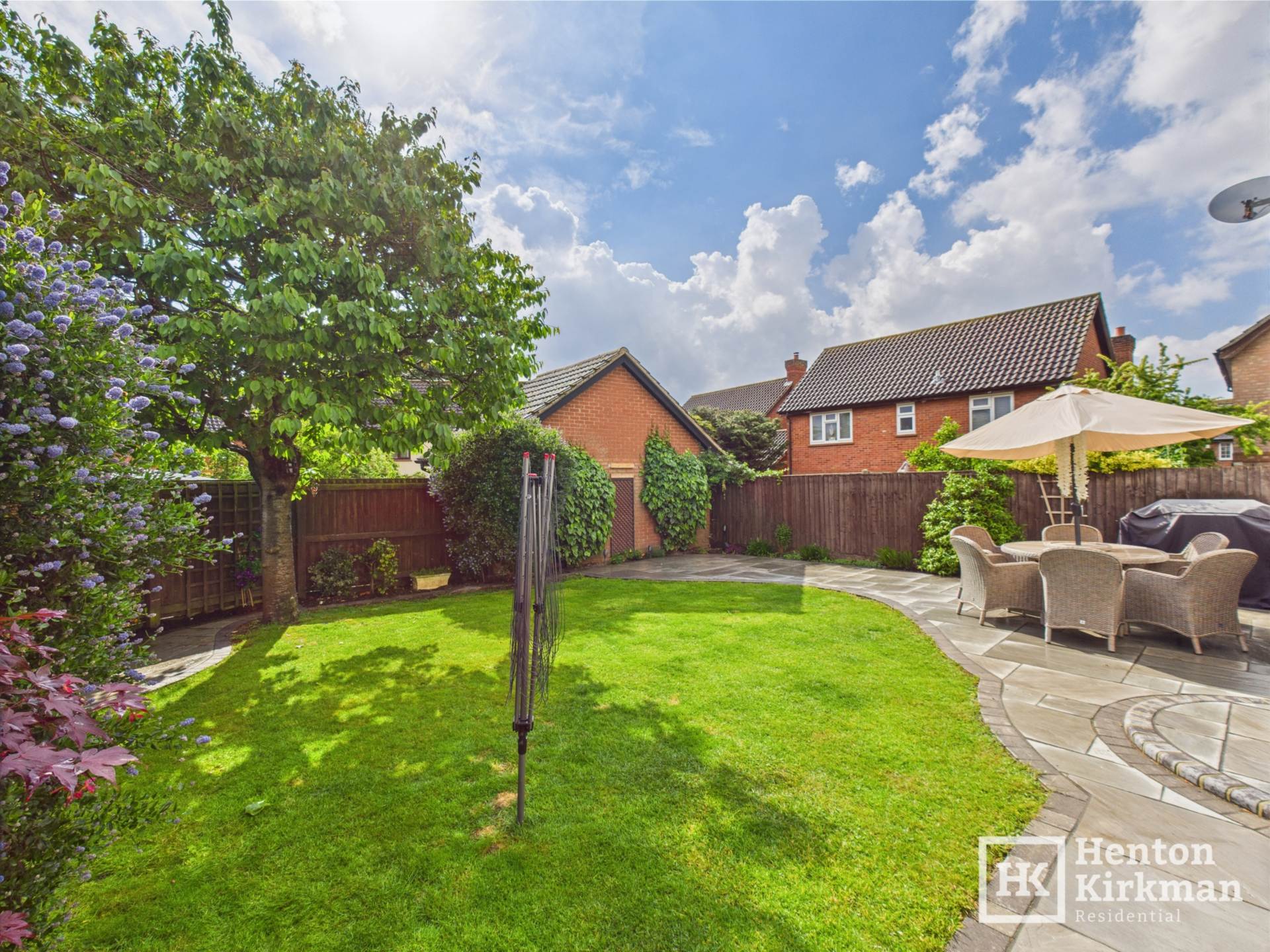 Additional Property Image 4 bedroom Detached for sale in Basildon 21