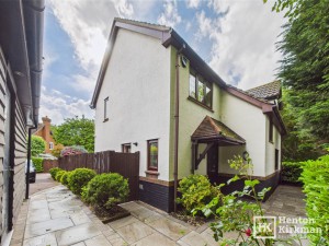 4 bedroom Detached for sale in Basildon
