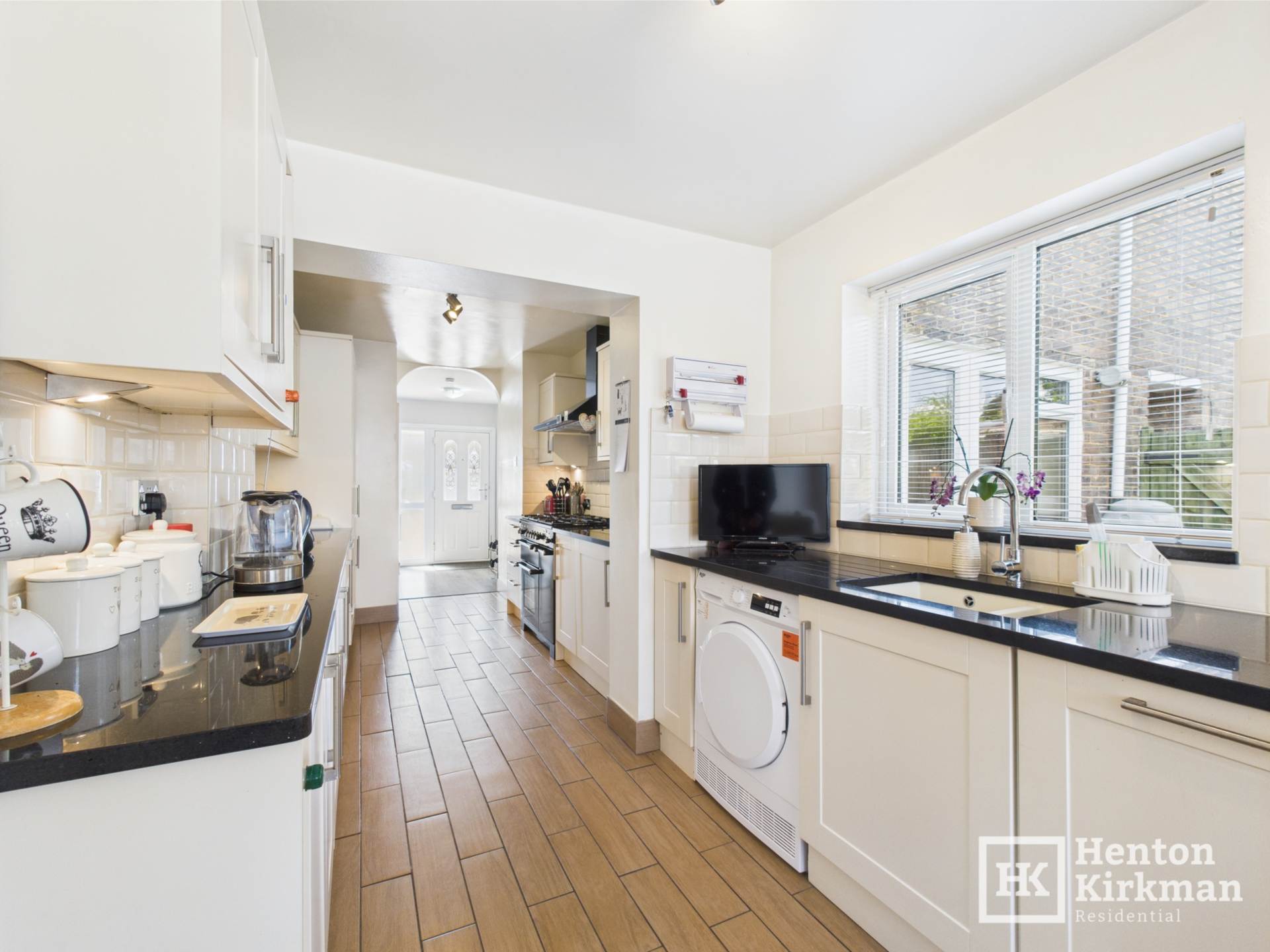 Additional Property Image 3 bedroom Terraced for sale in Basildon 7