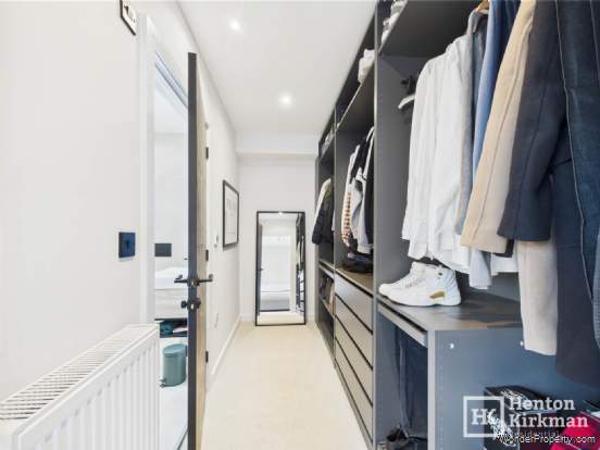 Additional Property Image 4 bedroom Detached for sale in Billericay 11