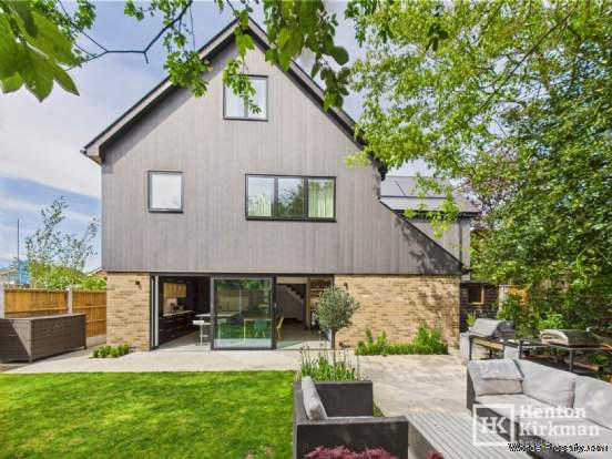 Additional Property Image 4 bedroom Detached for sale in Billericay 19