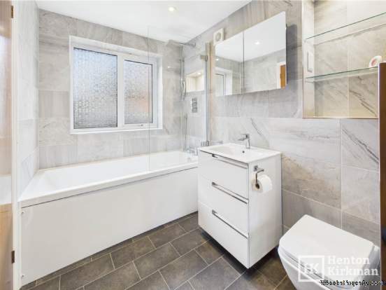 Additional Property Image 2 bedroom Bungalow for sale in Billericay 5