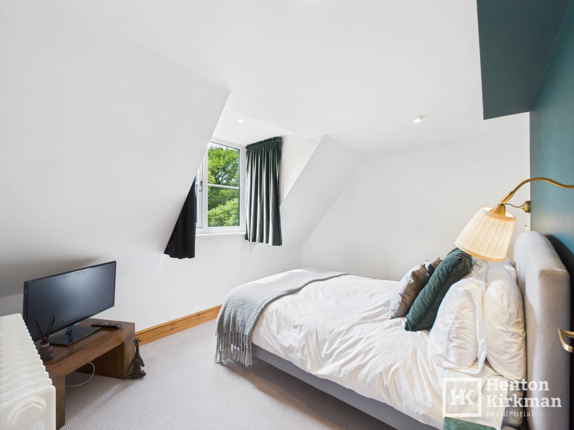 Additional Property Image 3 bedroom Detached for sale in Billericay 22