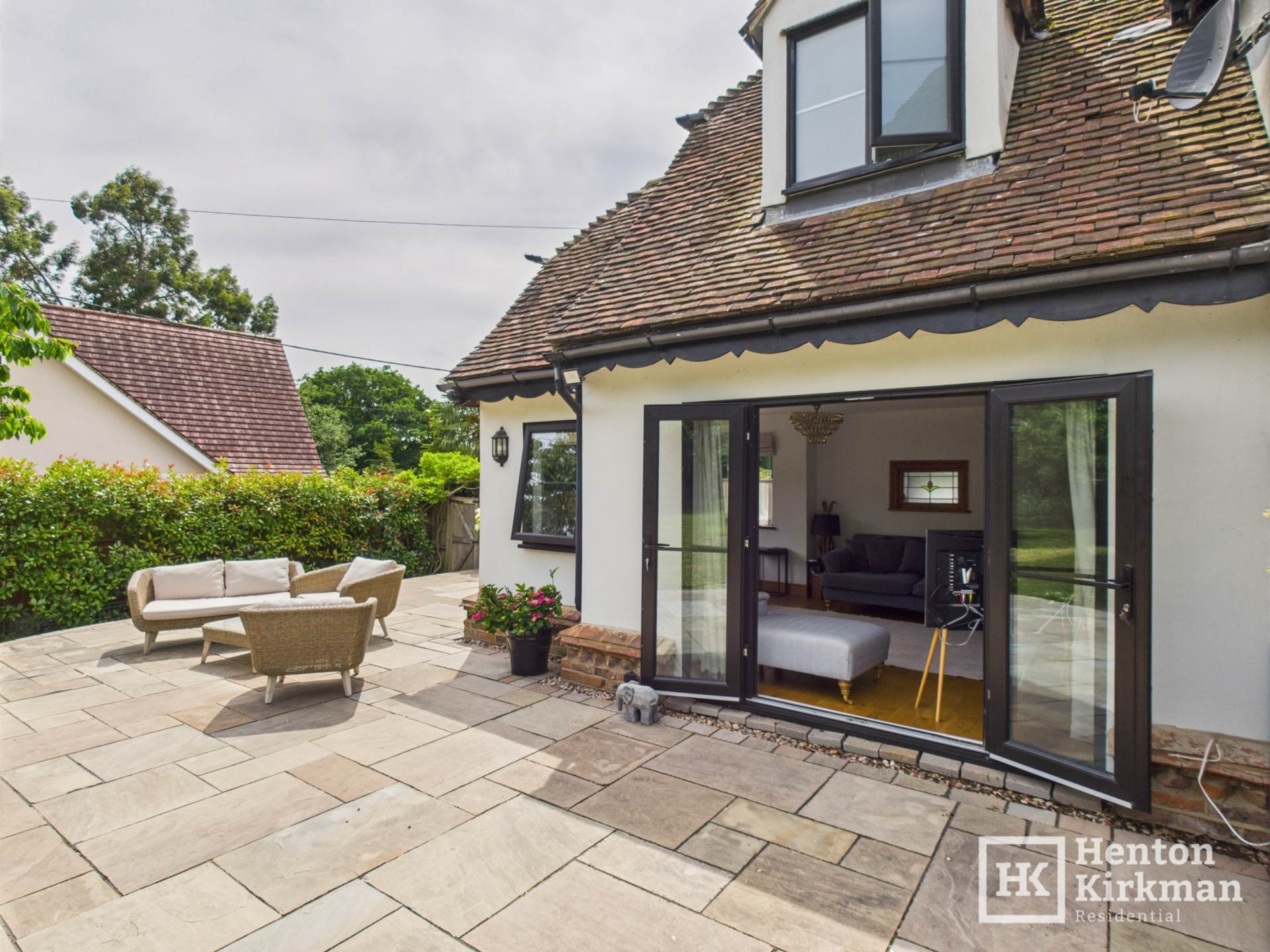 Additional Property Image 3 bedroom Detached for sale in Billericay 31