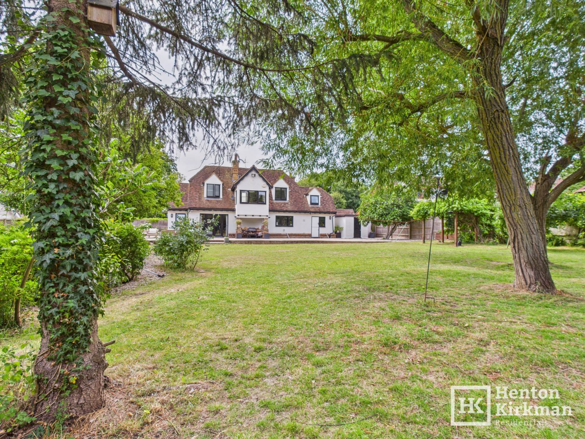 Additional Property Image 3 bedroom Detached for sale in Billericay 36
