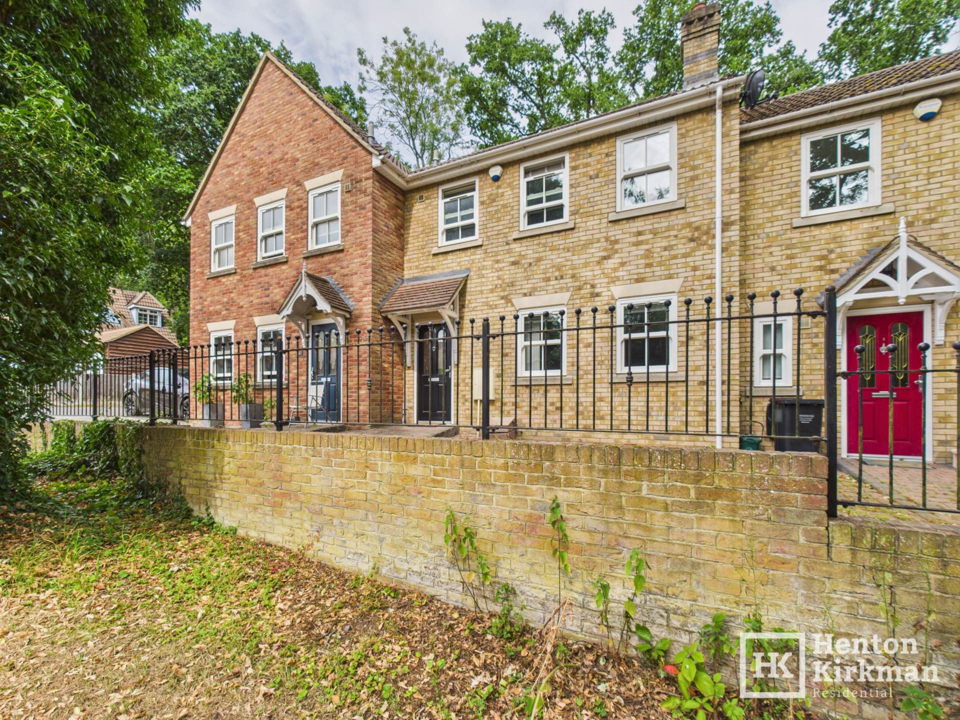 Additional Property Image 2 bedroom Terraced for sale in Billericay 13
