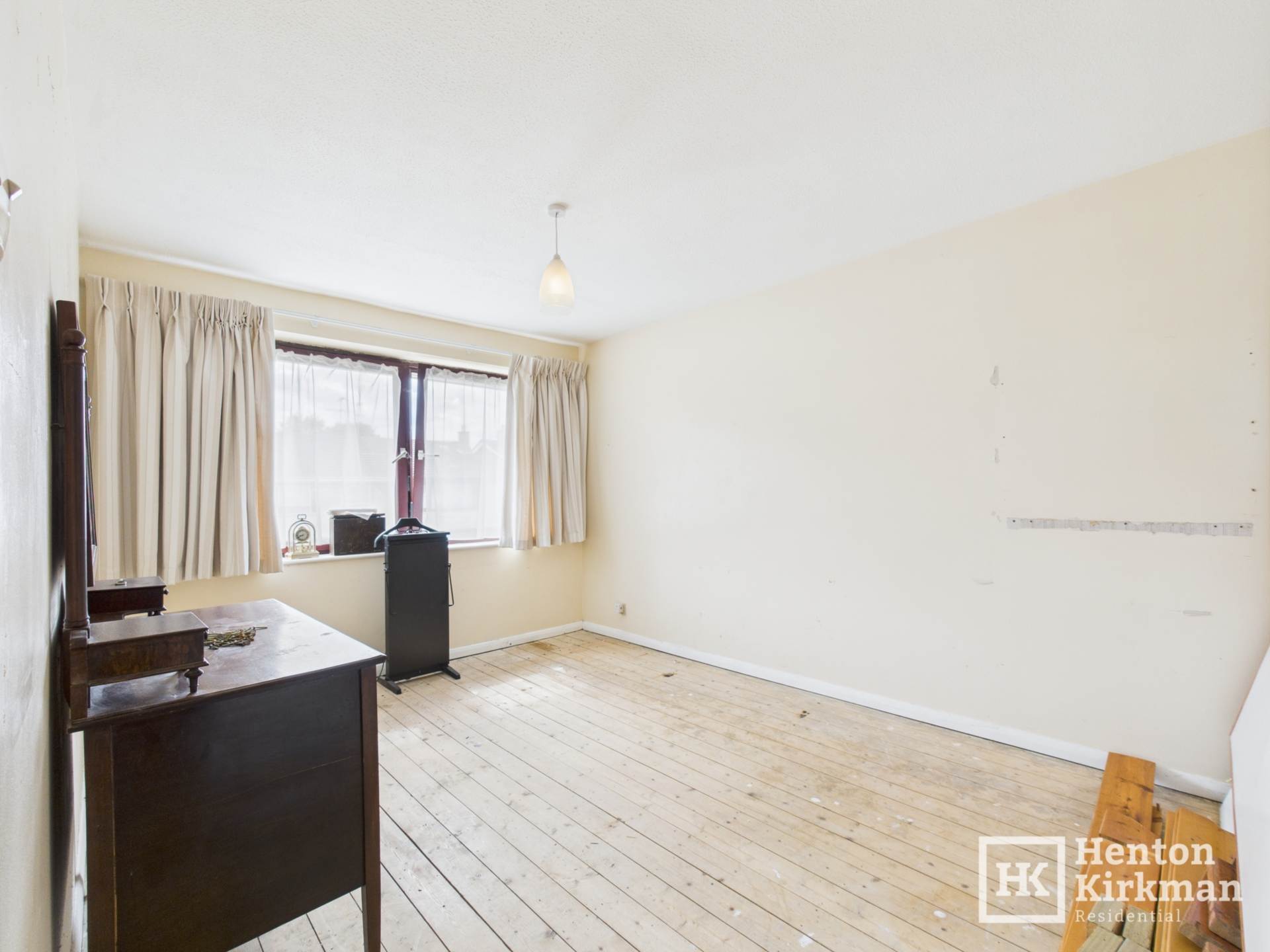 Additional Property Image 4 bedroom Semi Detached for sale in Billericay 11