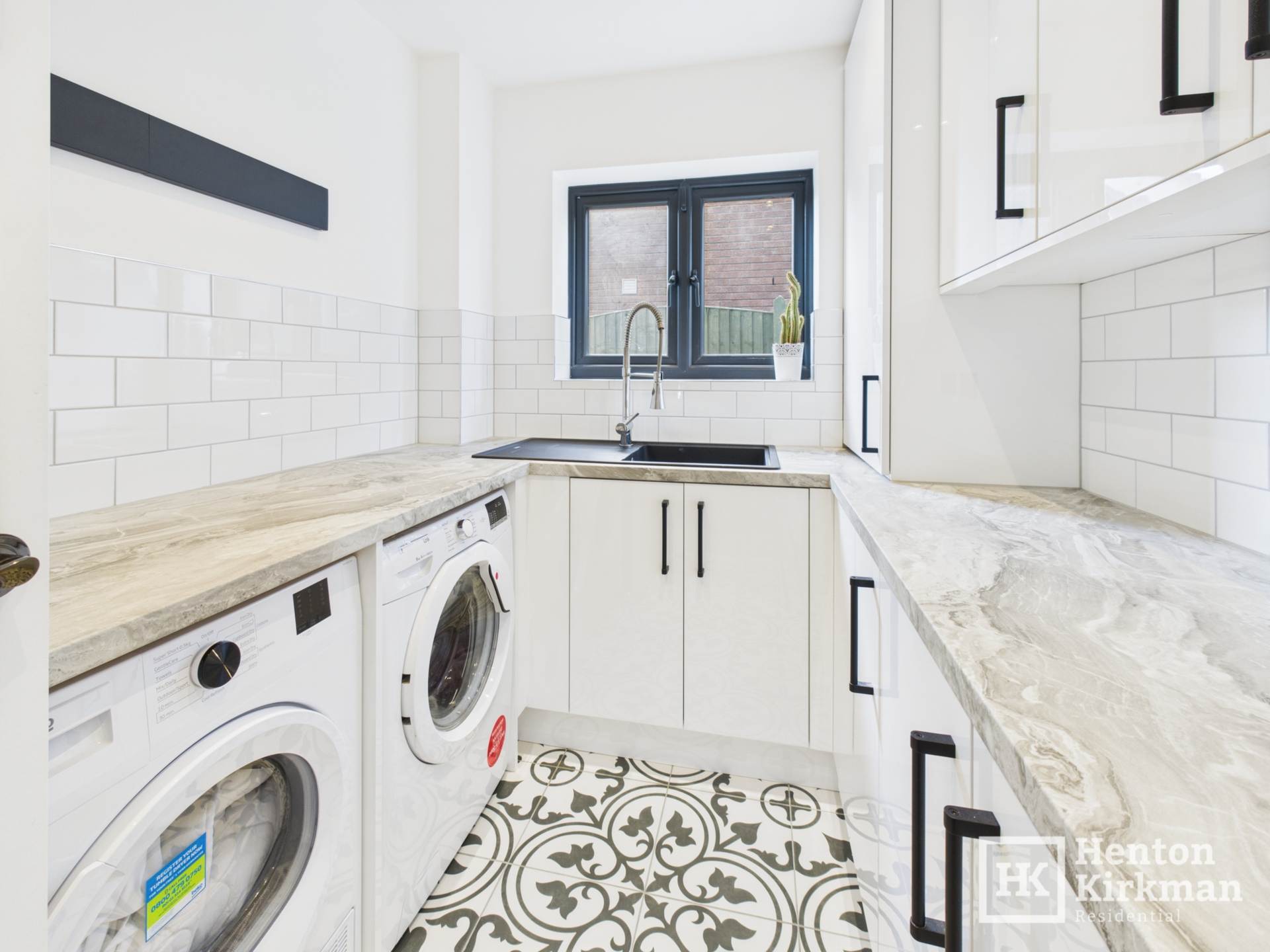 Additional Property Image 4 bedroom Detached for sale in Wickford 8