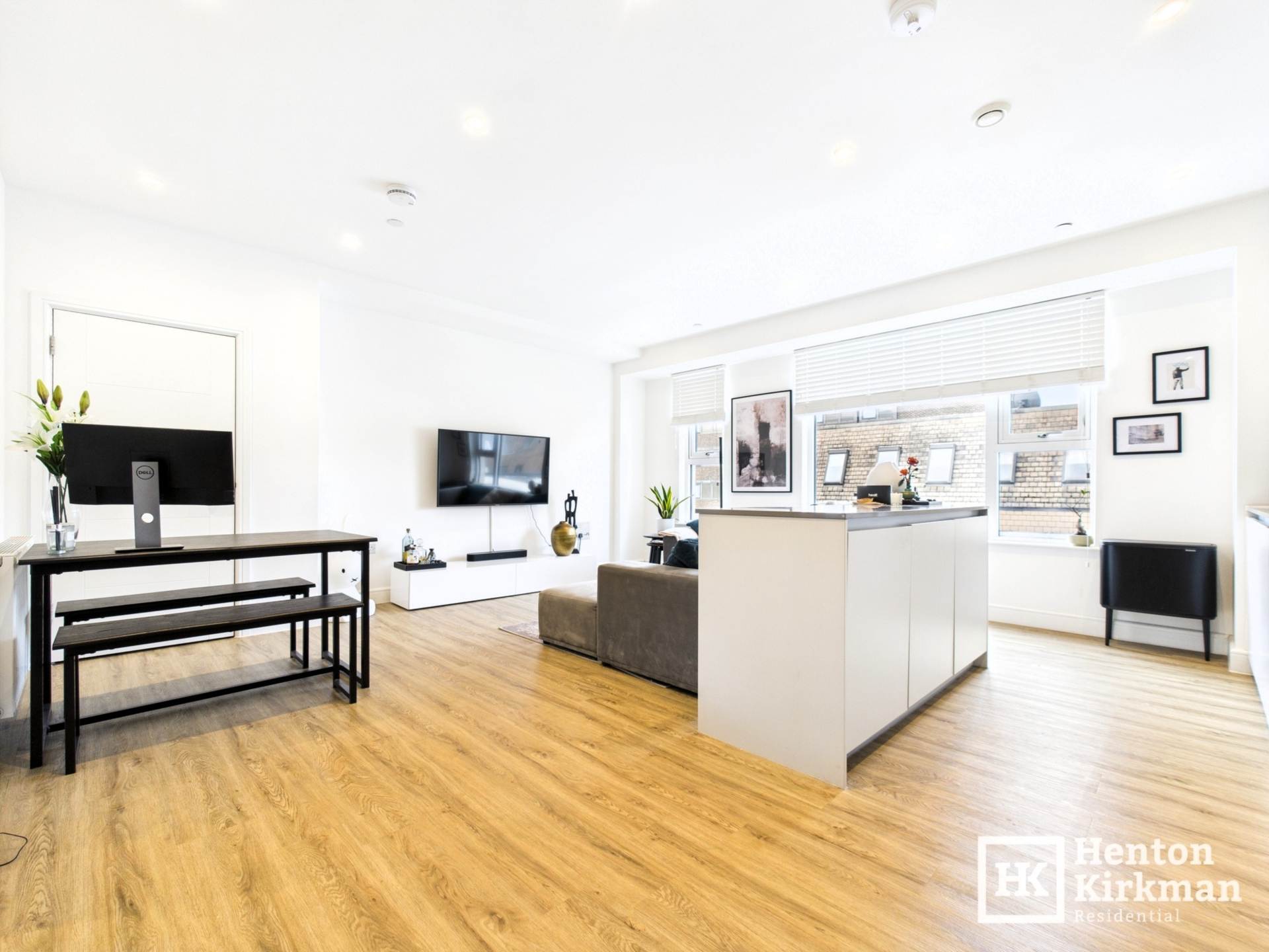 Additional Property Image 2 bedroom Apartment for sale in Brentwood 5