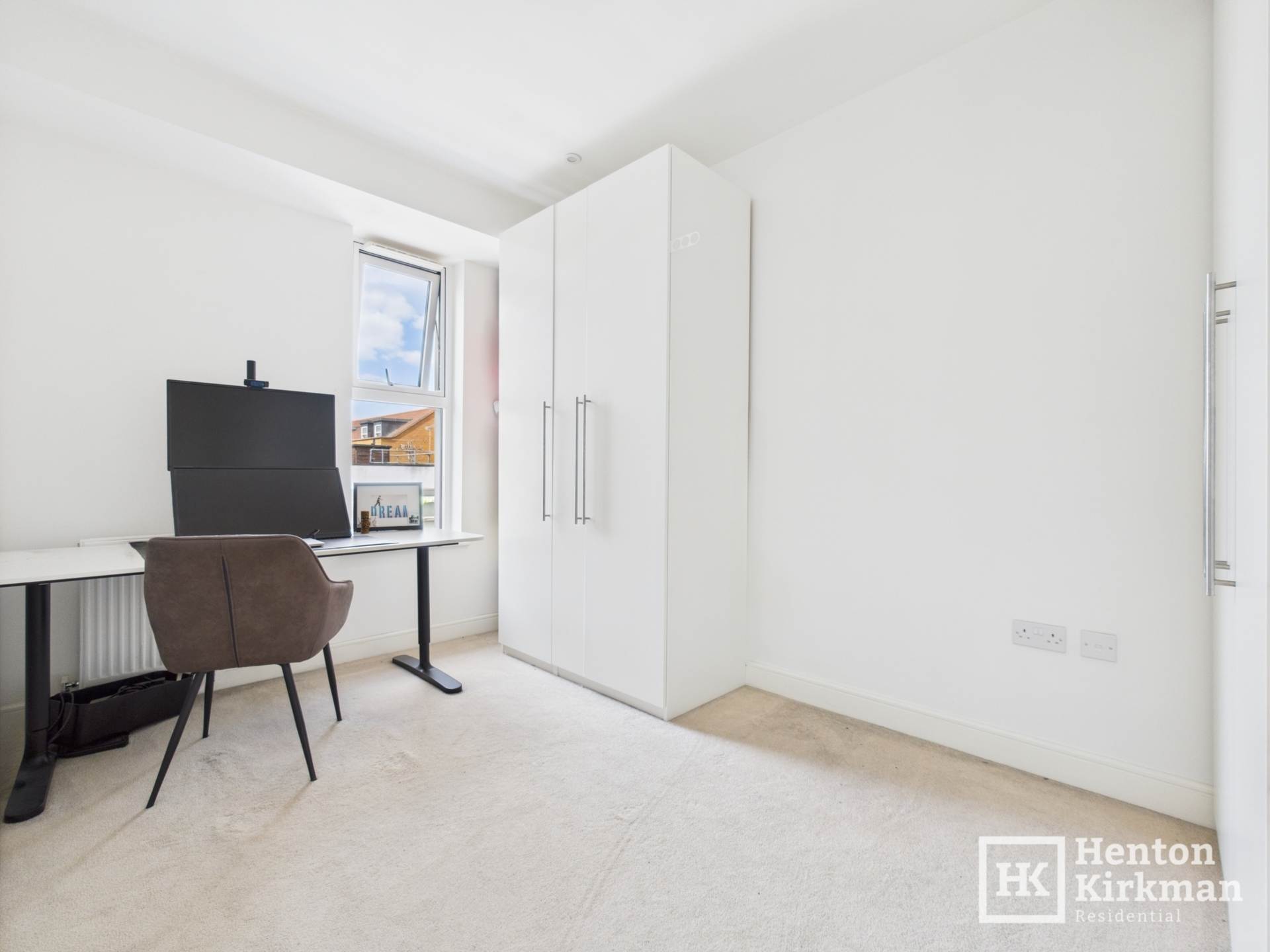 Additional Property Image 2 bedroom Apartment for sale in Brentwood 13