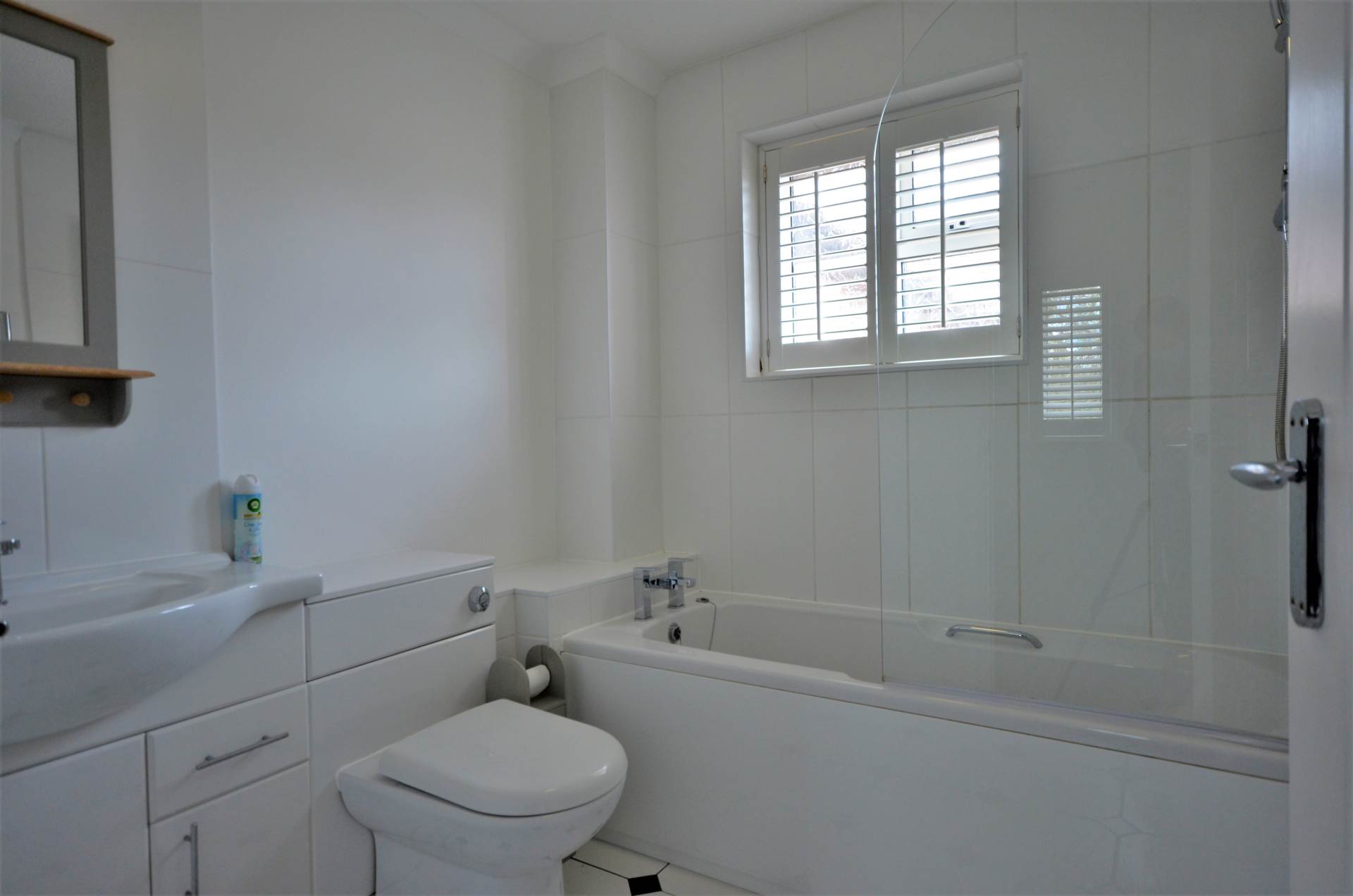 Additional Property Image 1 bedroom Terraced for sale in Billericay 7