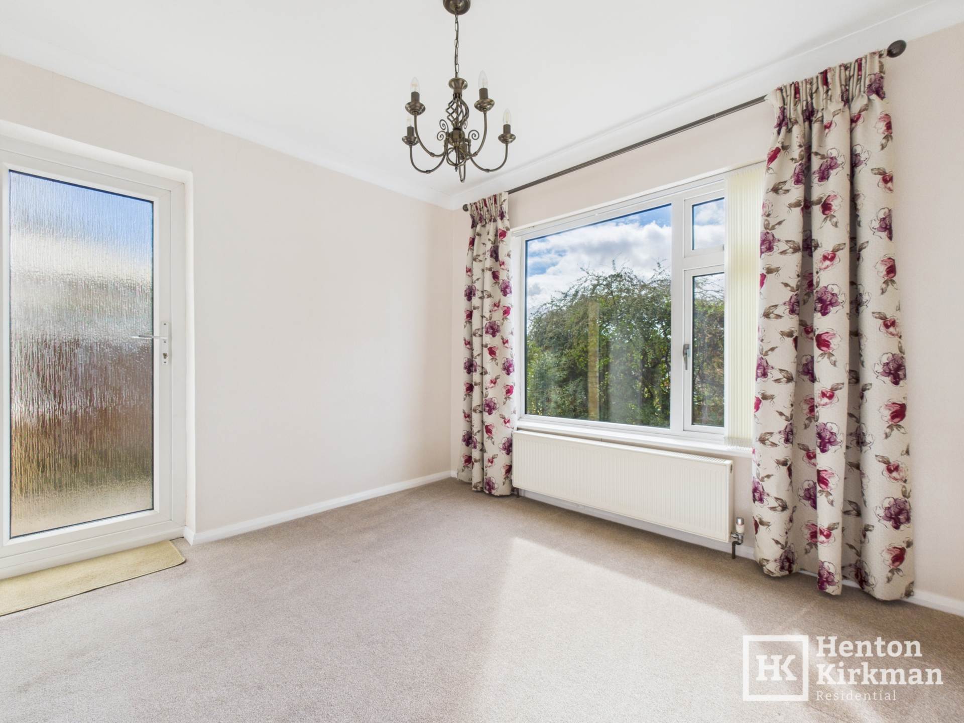 Additional Property Image 3 bedroom Semi Detached for sale in Billericay 5