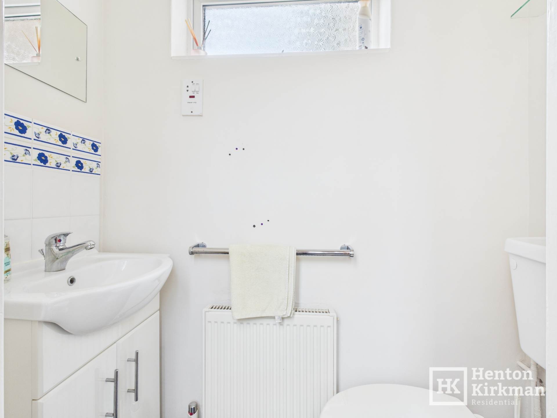 Additional Property Image 3 bedroom Semi Detached for sale in Billericay 8