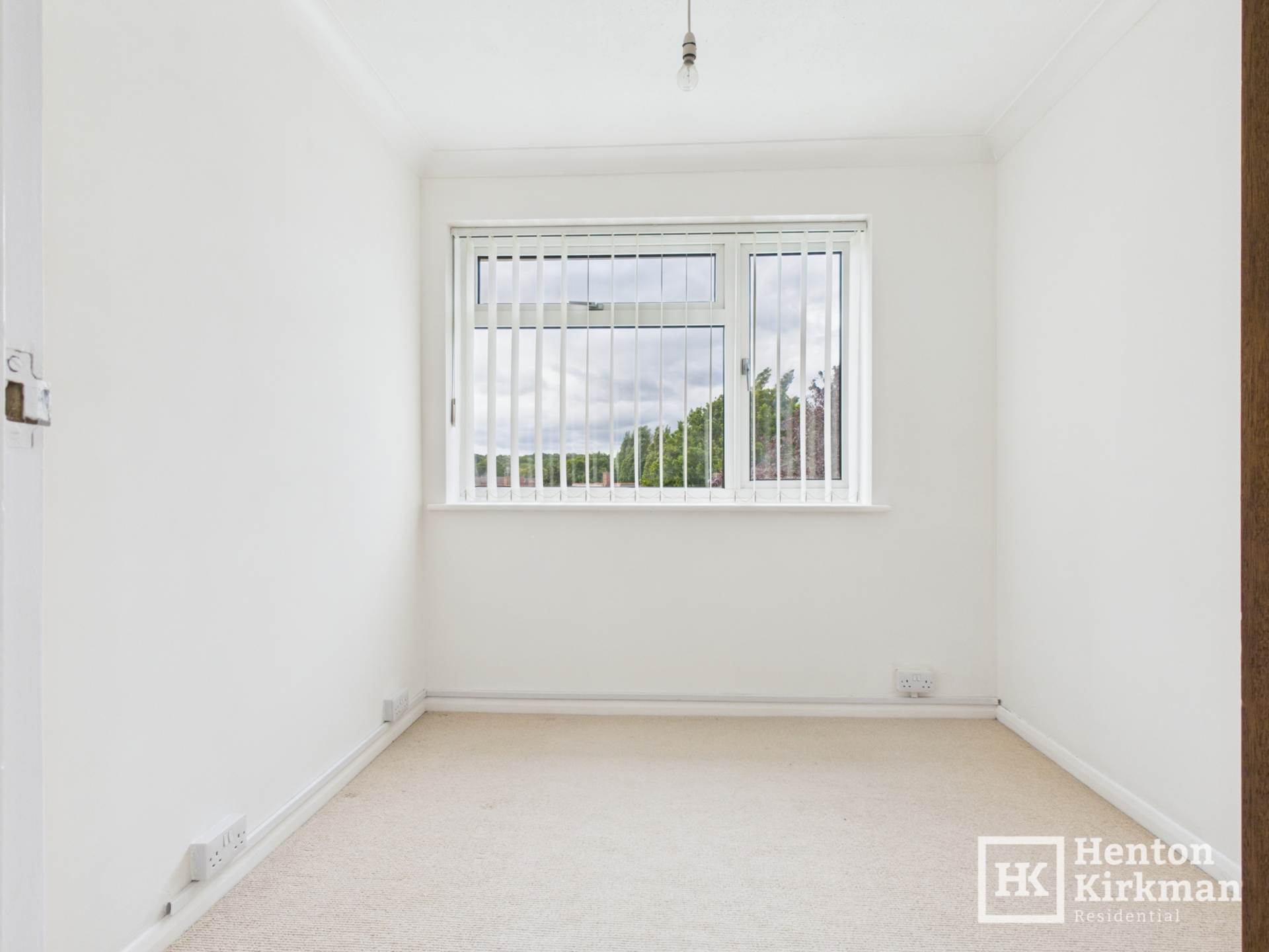 Additional Property Image 3 bedroom Semi Detached for sale in Billericay 13