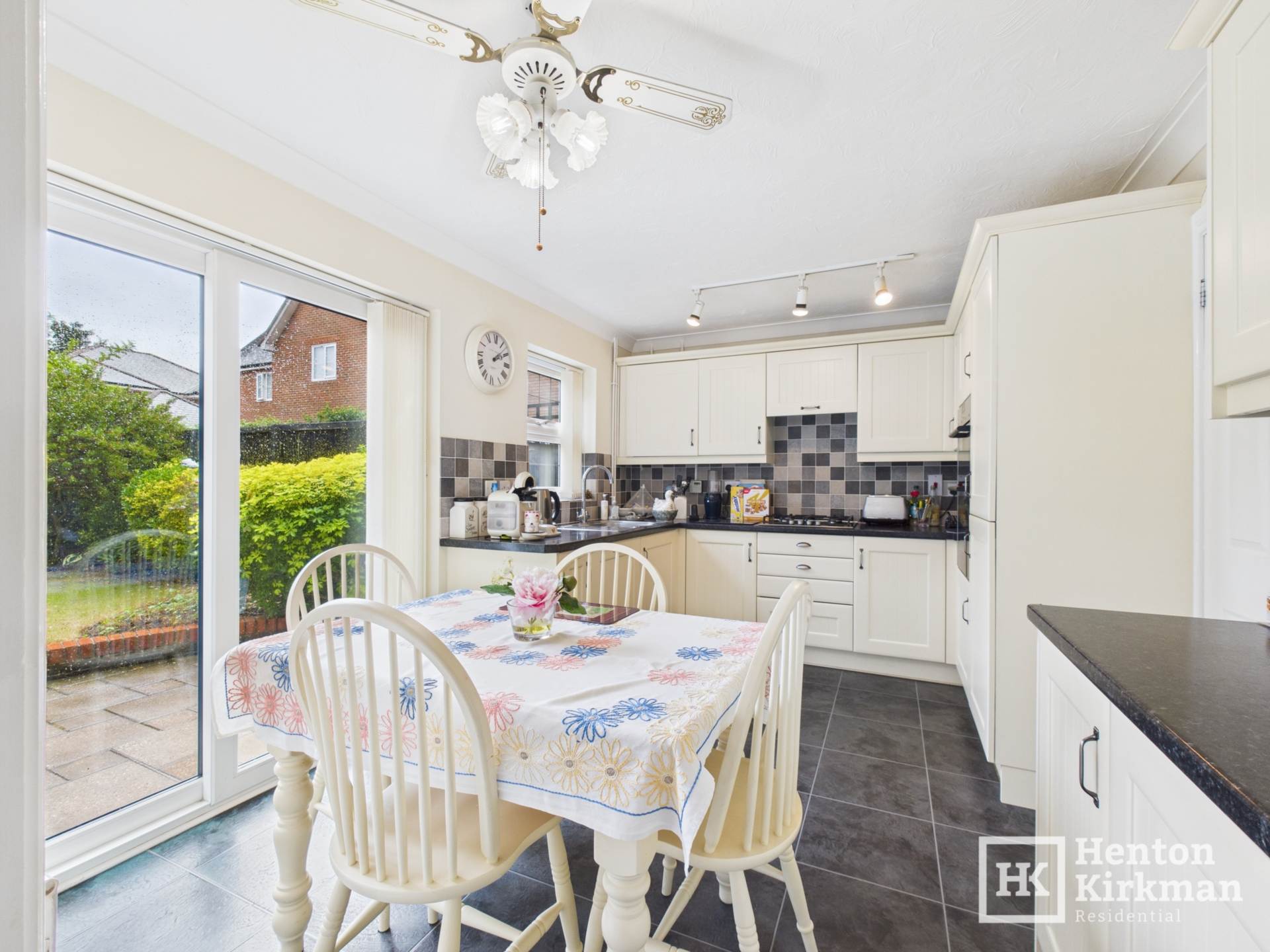 Additional Property Image 4 bedroom Detached for sale in Billericay 3