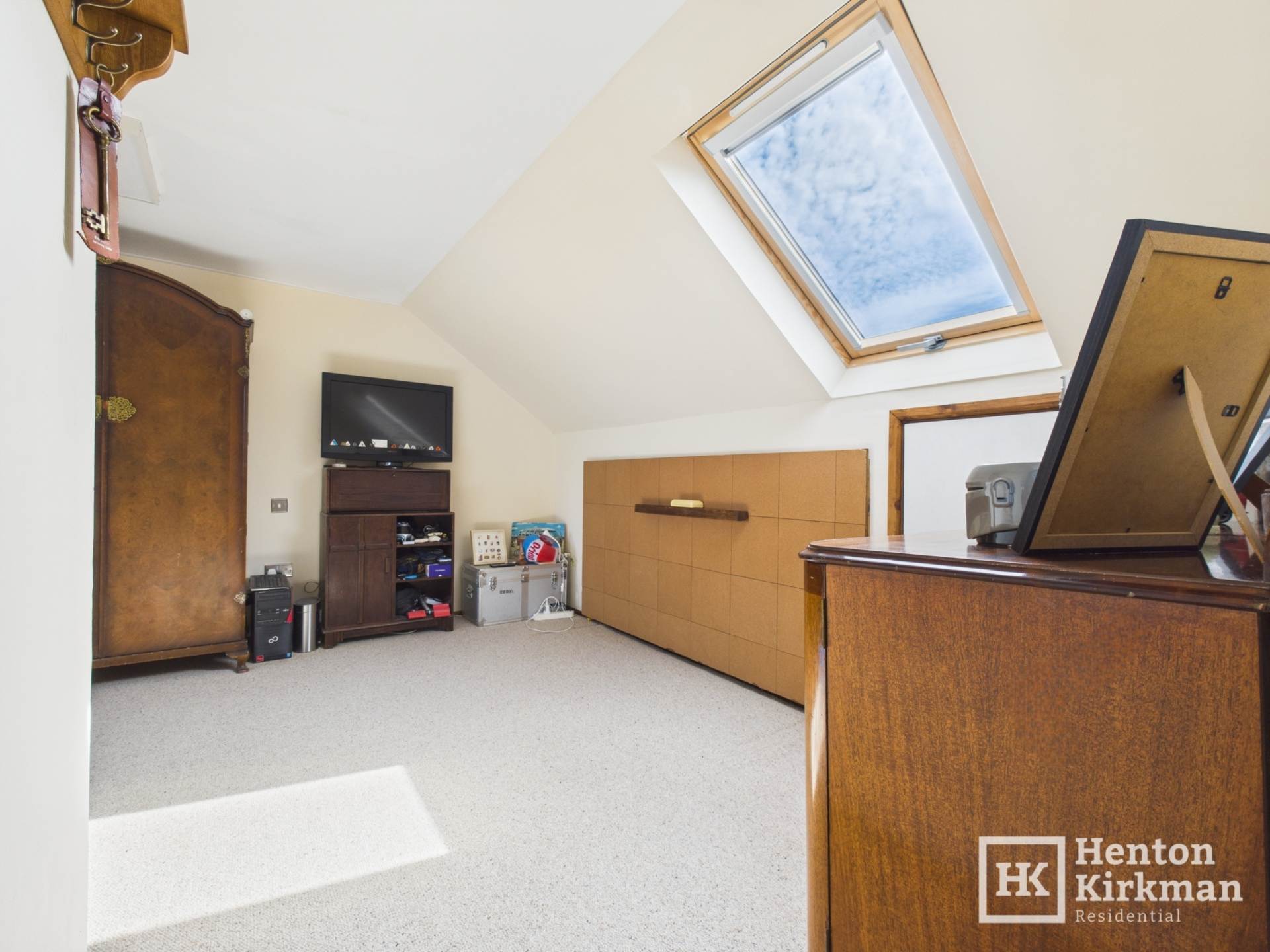 Additional Property Image 6 bedroom Detached for sale in Basildon 21