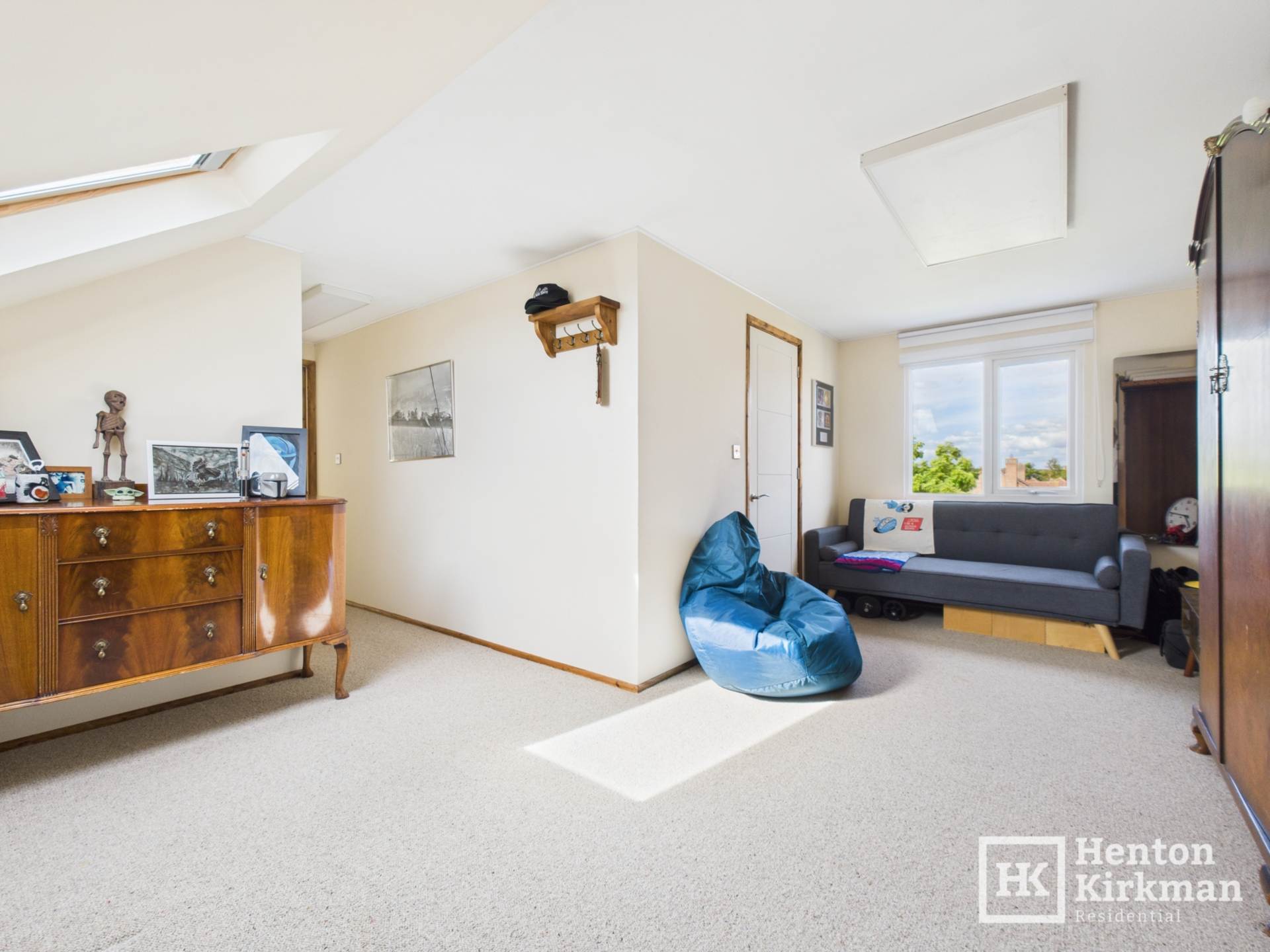 Additional Property Image 6 bedroom Detached for sale in Basildon 24