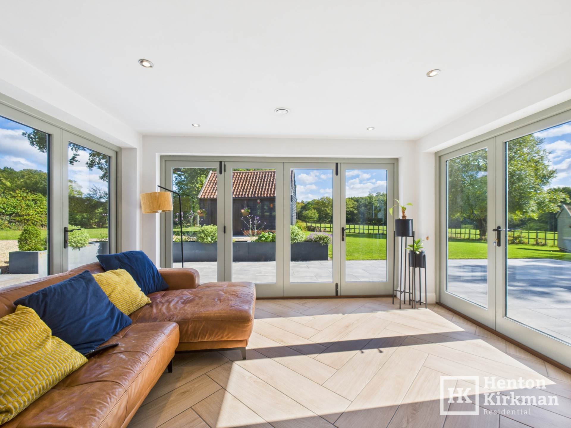 Additional Property Image 3 bedroom Detached for sale in Ingatestone 12