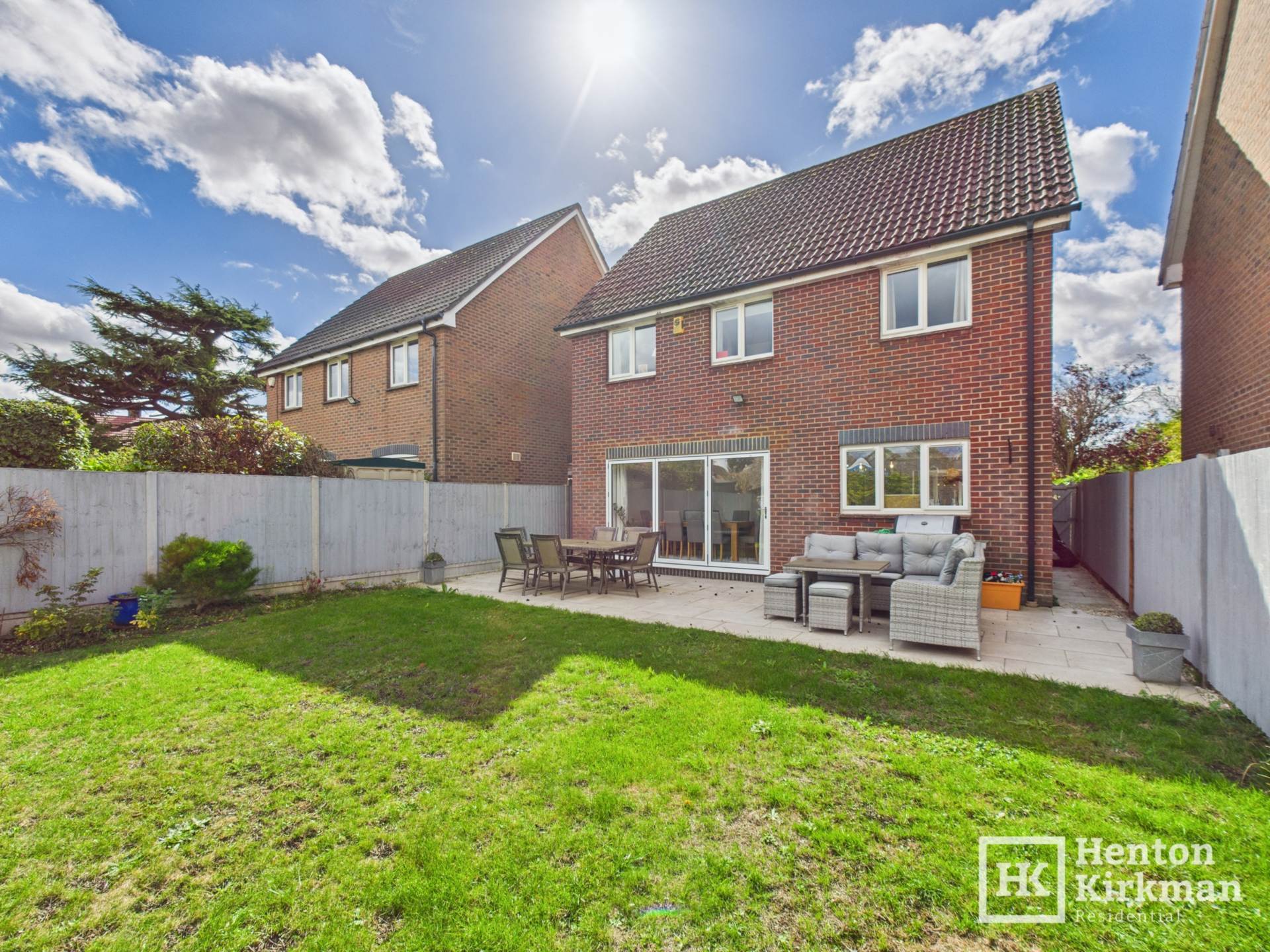 Additional Property Image 4 bedroom Detached for sale in Billericay 2