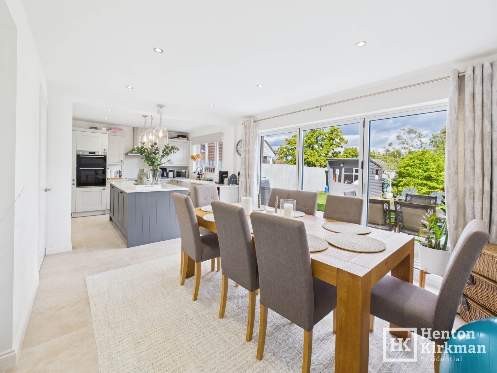 Additional Property Image 4 bedroom Detached for sale in Billericay 4