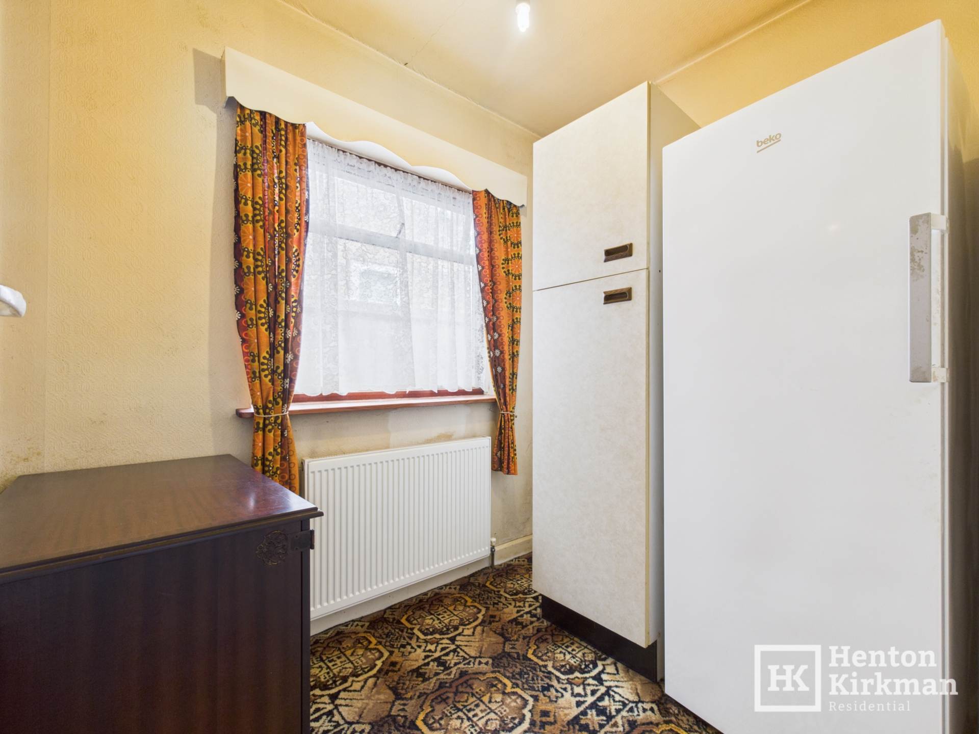 Additional Property Image 2 bedroom Semi Detached Bungalow for sale in Billericay 6