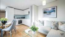 3 bedroom Flat to rent in London