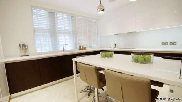 Additional Property Image 4 bedroom Flat for sale in London 10