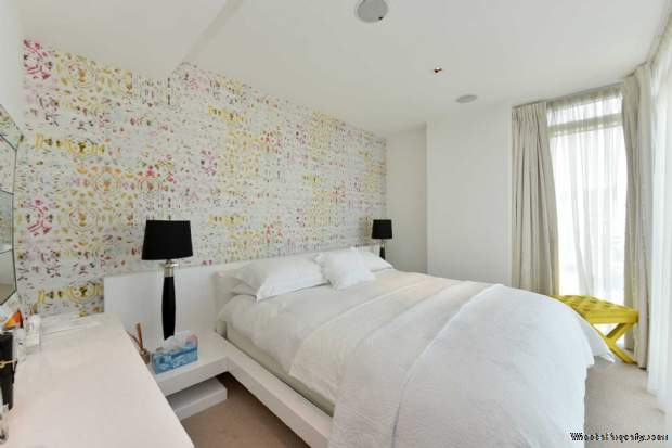 Additional Property Image 3 bedroom Flat for sale in London 6
