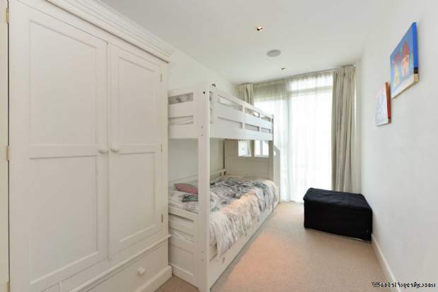 Additional Property Image 3 bedroom Flat for sale in London 11