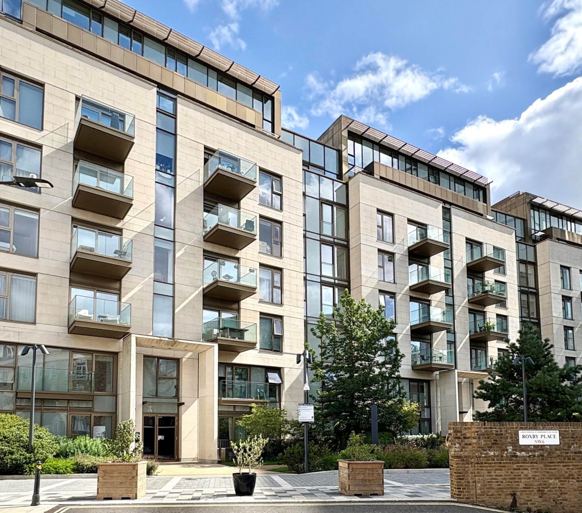 Additional Property Image 3 bedroom Apartment to rent in London 16