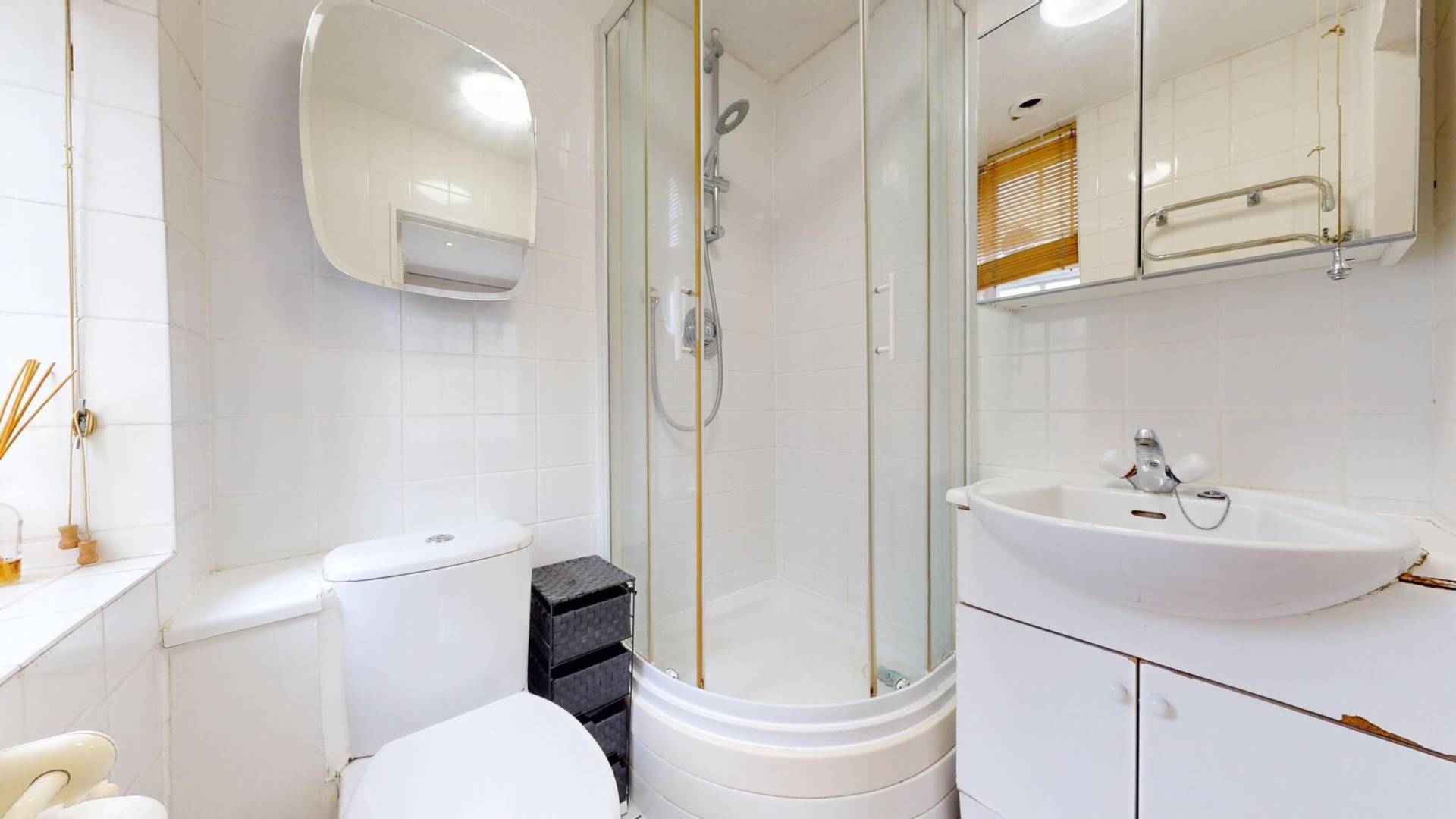 Additional Property Image 1 bedroom Flat to rent in London 8