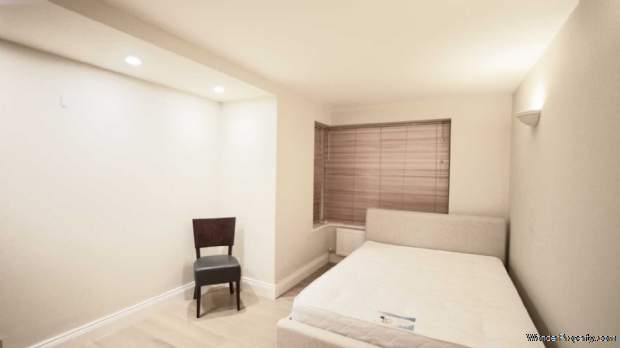 Additional Property Image 1 bedroom Flat for sale in London 3