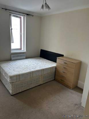 Additional Property Image 2 bedroom Flat for sale in London 9