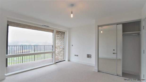 Additional Property Image 2 bedroom Flat for sale in London 2