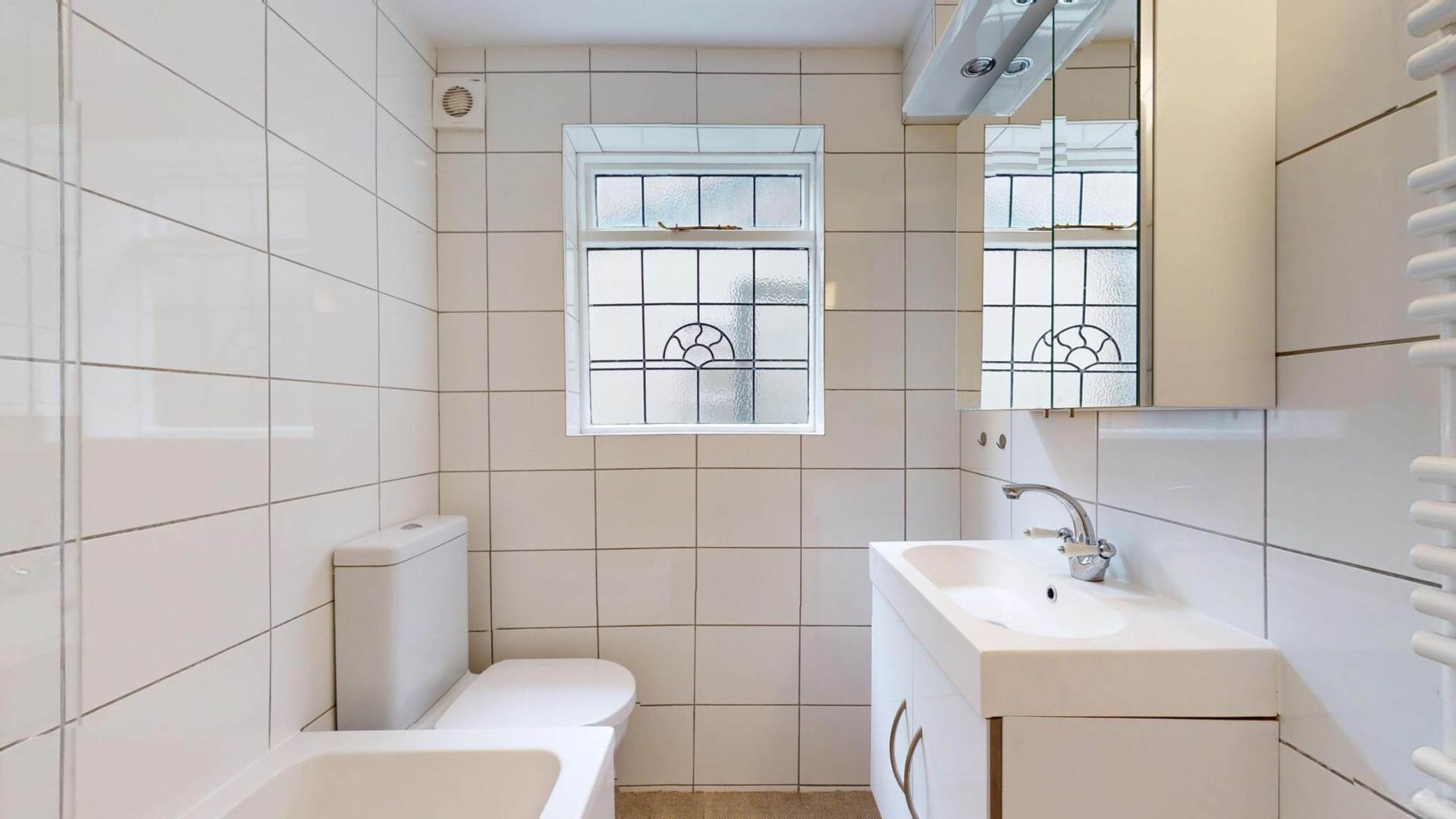 Additional Property Image 2 bedroom Flat for sale in London 4