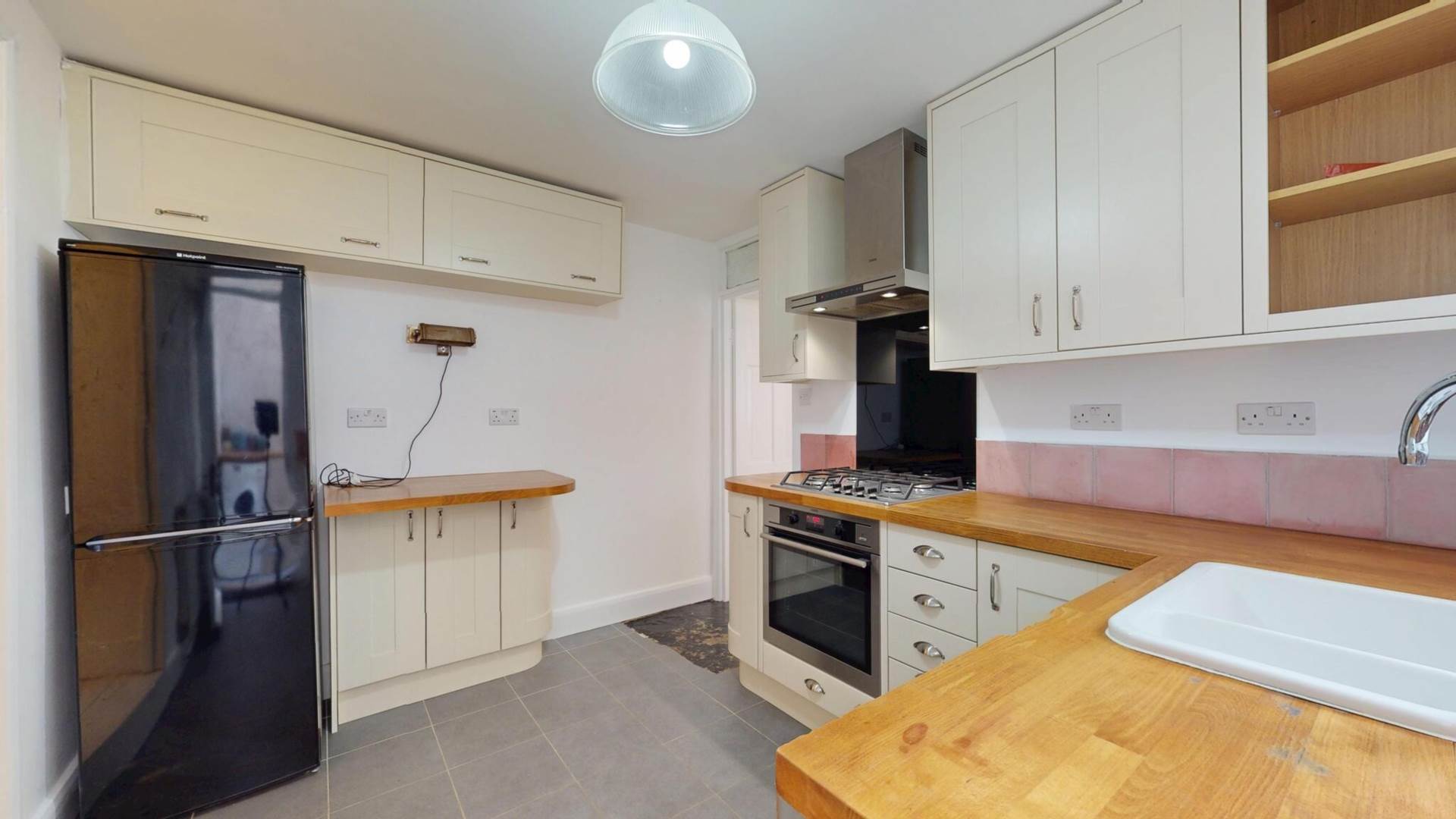 Additional Property Image 2 bedroom Flat for sale in London 11