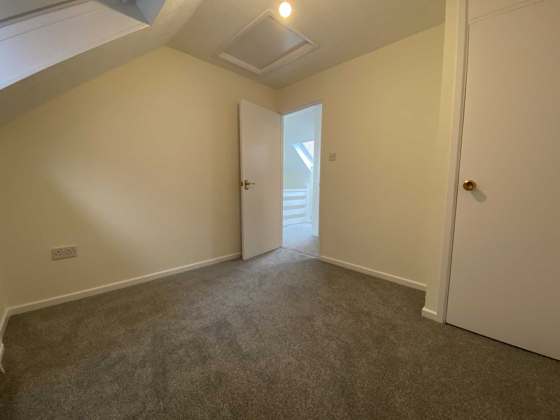 Additional Property Image 2 bedroom End of Terrace to rent in Wallingford 3