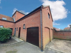 2 bedroom End of Terrace to rent in Wallingford