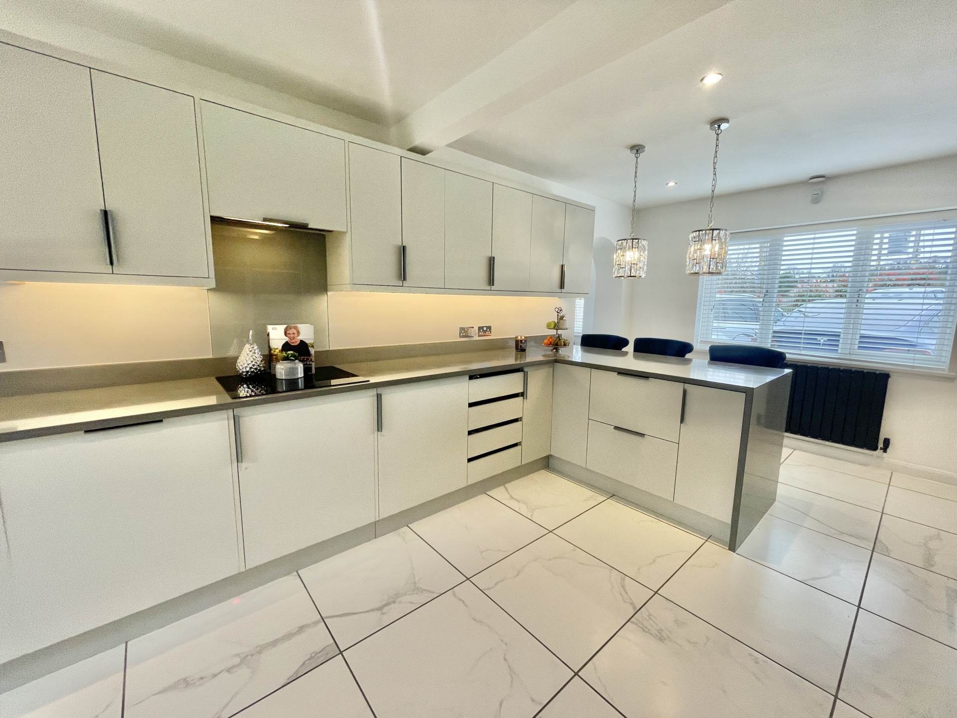 Additional Property Image 4 bedroom Detached for sale in Didcot 2