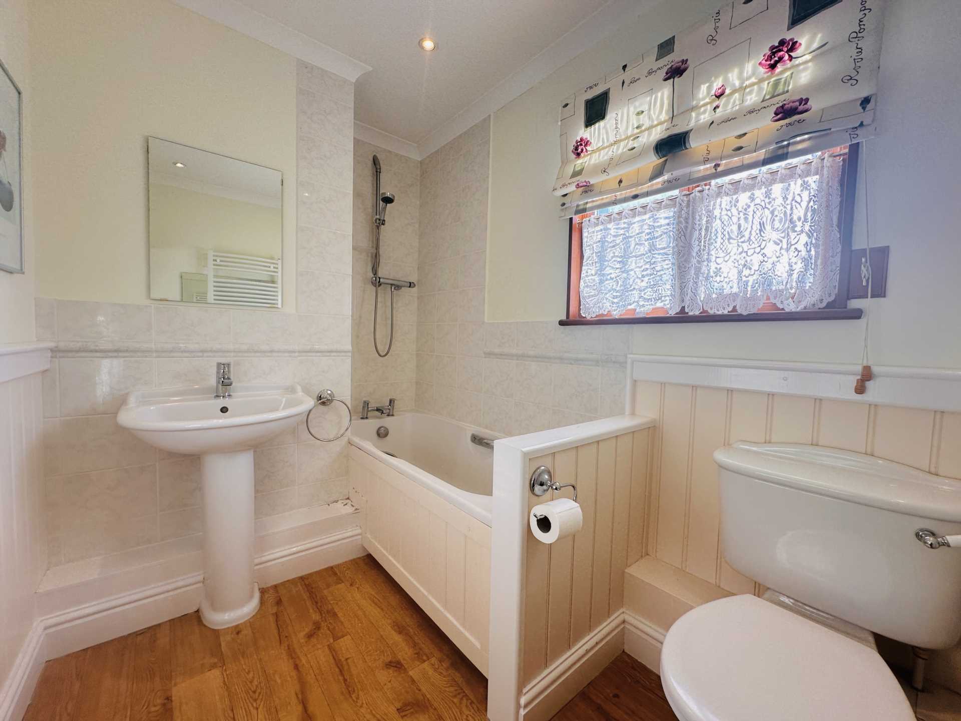 Additional Property Image 3 bedroom Detached for sale in Abingdon 11