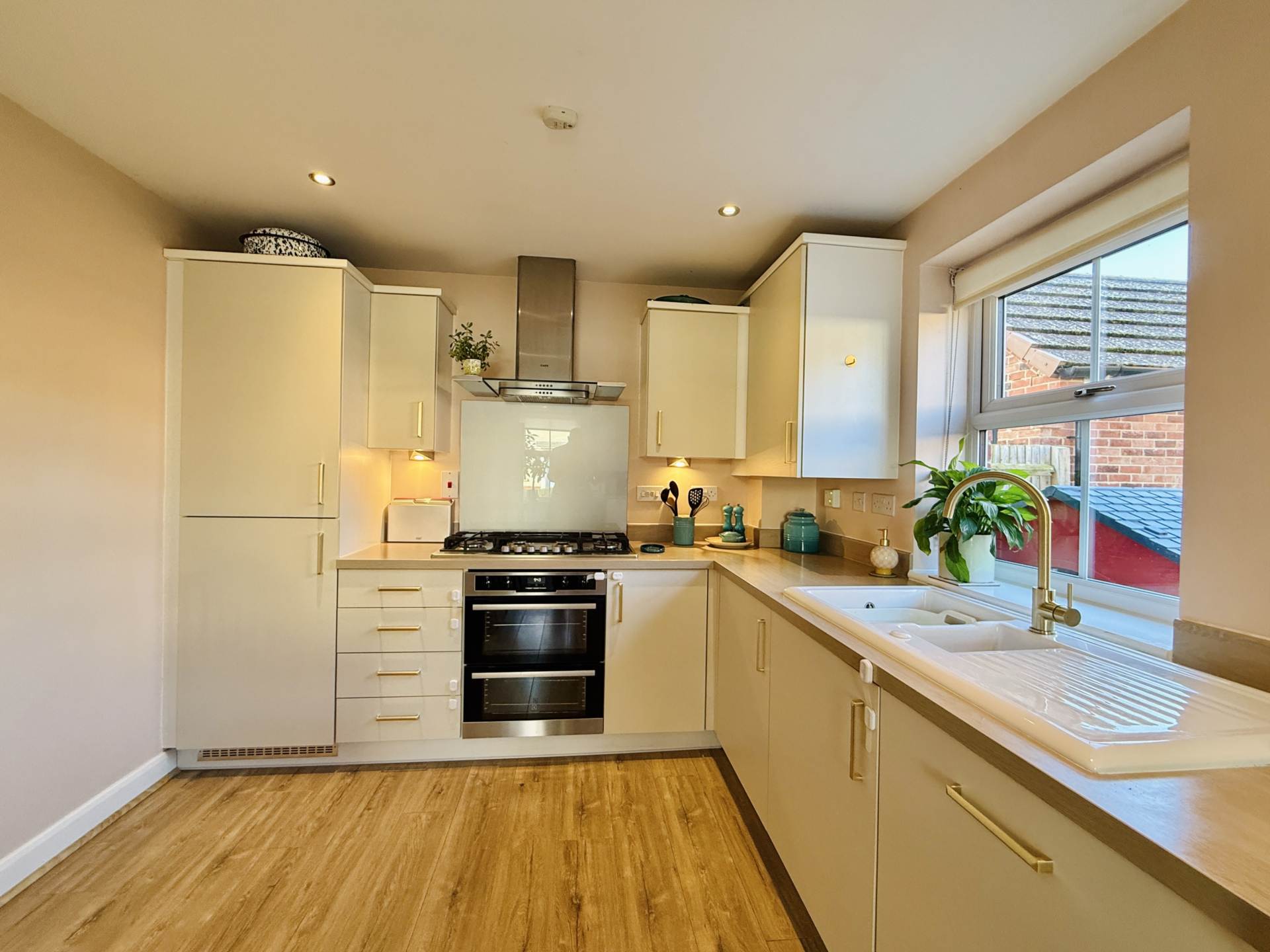 Additional Property Image 3 bedroom Detached for sale in Wallingford 2