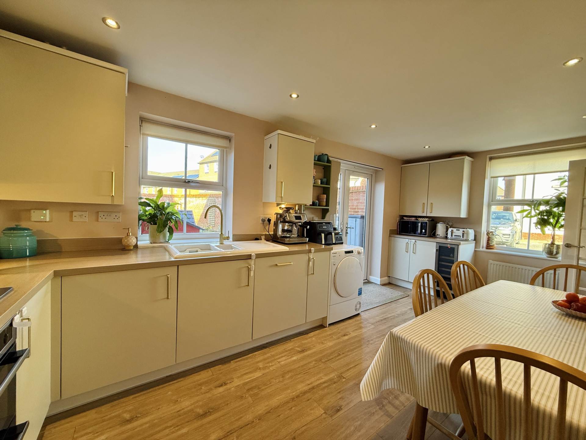 Additional Property Image 3 bedroom Detached for sale in Wallingford 4