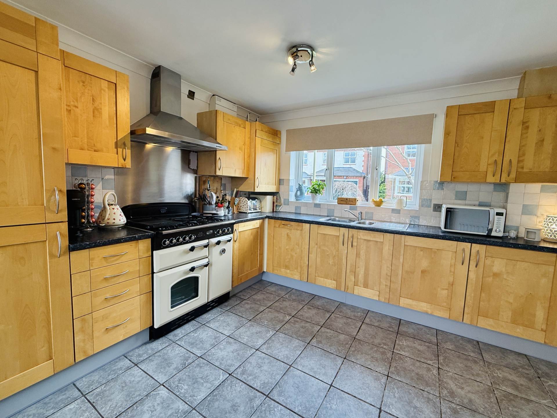 Additional Property Image 3 bedroom Detached for sale in Wallingford 10