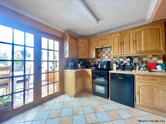 Additional Property Image 3 bedroom Semi Detached for sale in Reading 3